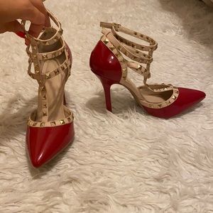 Wild Diva pumps